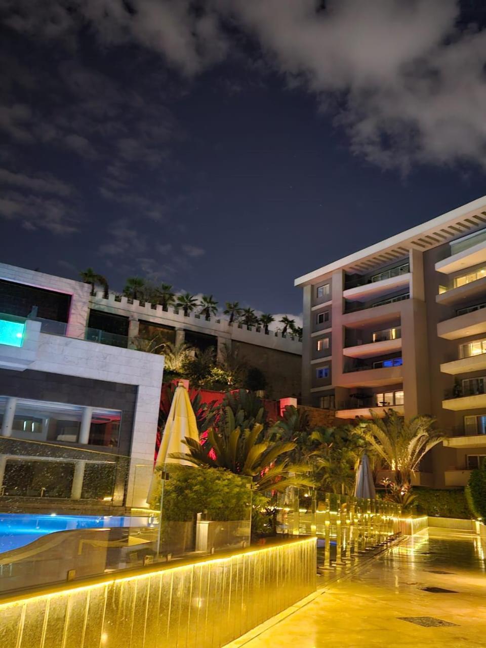 Sheraton Ocean 101 - Private Apartments Кайро Екстериор снимка
