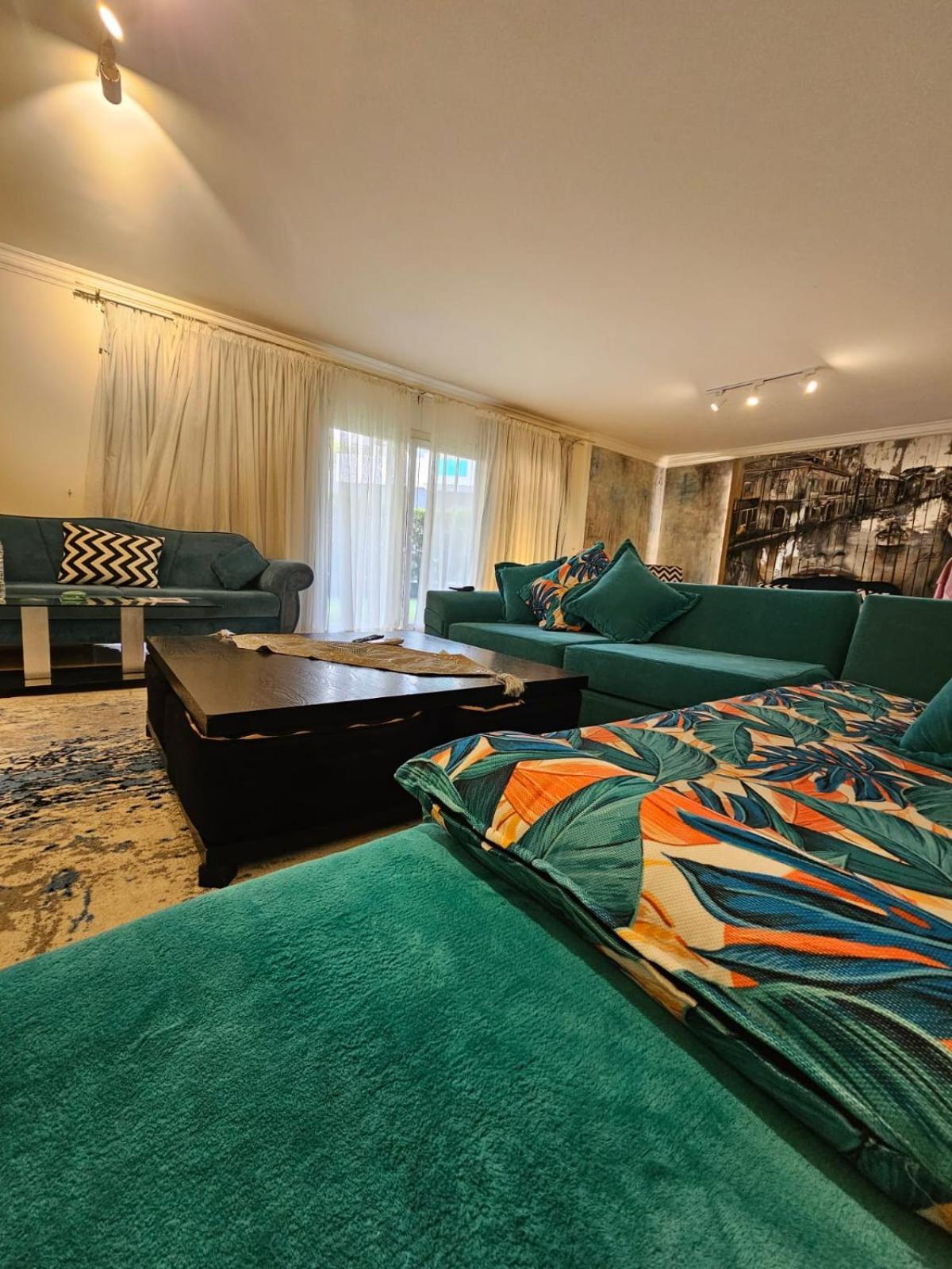 Sheraton Ocean 101 - Private Apartments Кайро Екстериор снимка